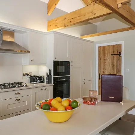 Shipswheel At Broadings Farm Holiday home *