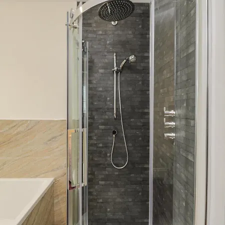 Shipswheel At Broadings Farm *